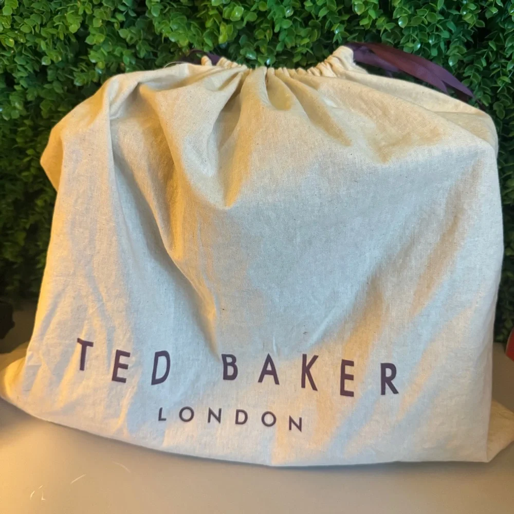Ted Baker Black Maureen Tote with Gold hardware Versatile